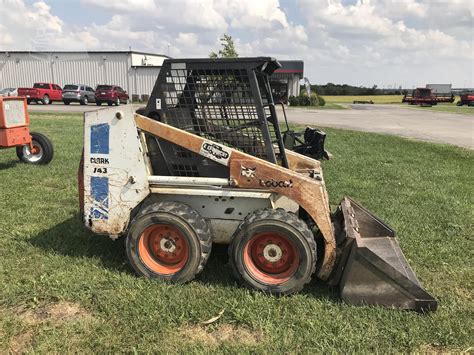 clark skid steer models 743 operating weight|bobcat 743 engine.